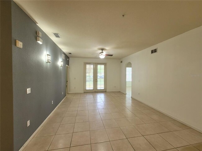 Building Photo - 3321 Whitestone Cir