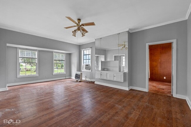 Building Photo - 217 Boulevard Pl