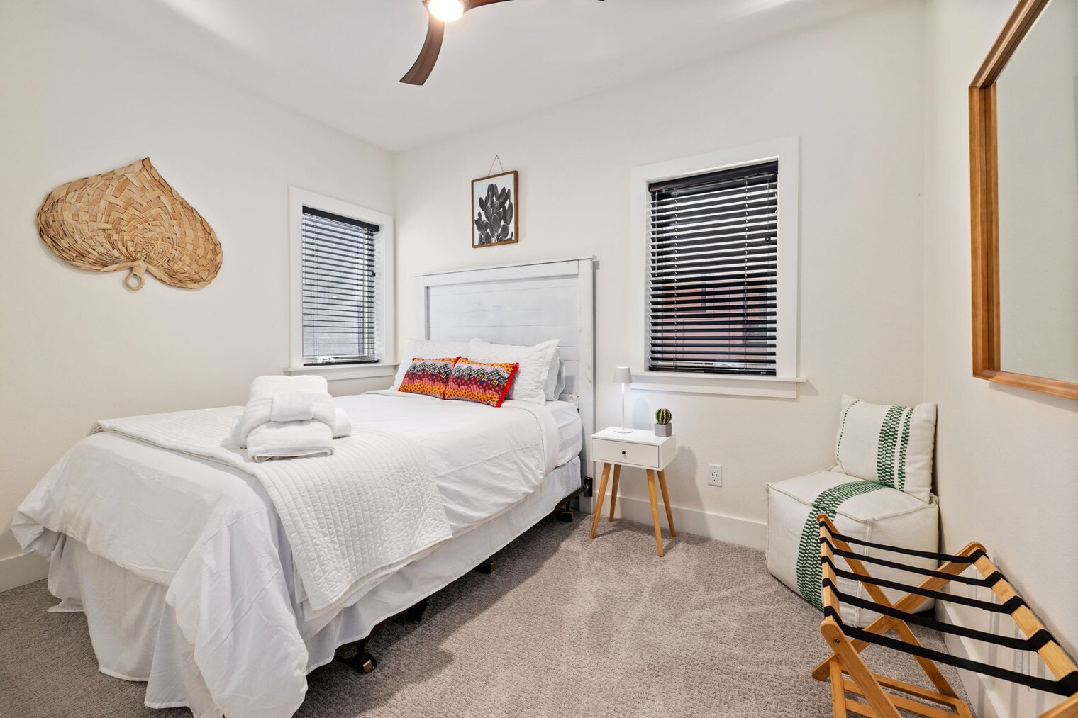 Building Photo - 510 SE Tourmaline Mews