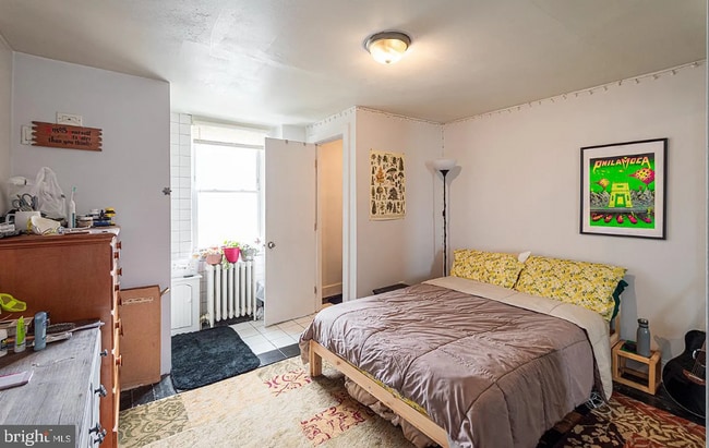 Building Photo - Spacious 4BR Home Steps from Frankford Ave | Private Patio + Tons of Natural Light