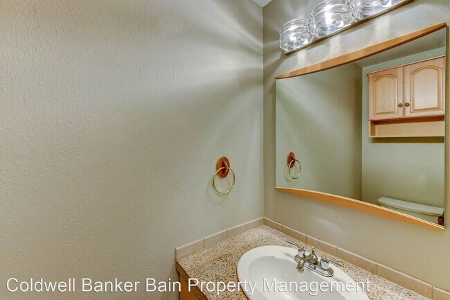 Building Photo - 12838 SE 41st Ln