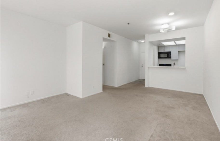 Building Photo - 19350 Sherman Way