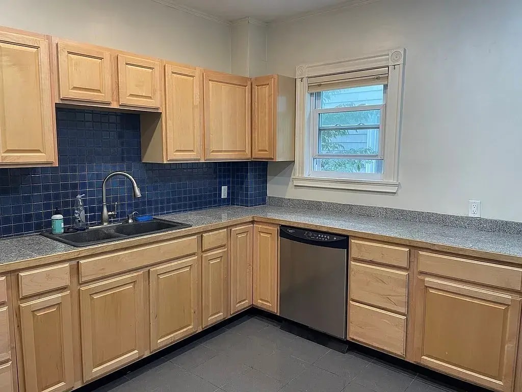 Kitchen - 18 Walden St