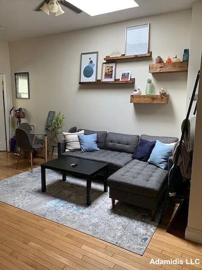 Building Photo - 247 Northampton St