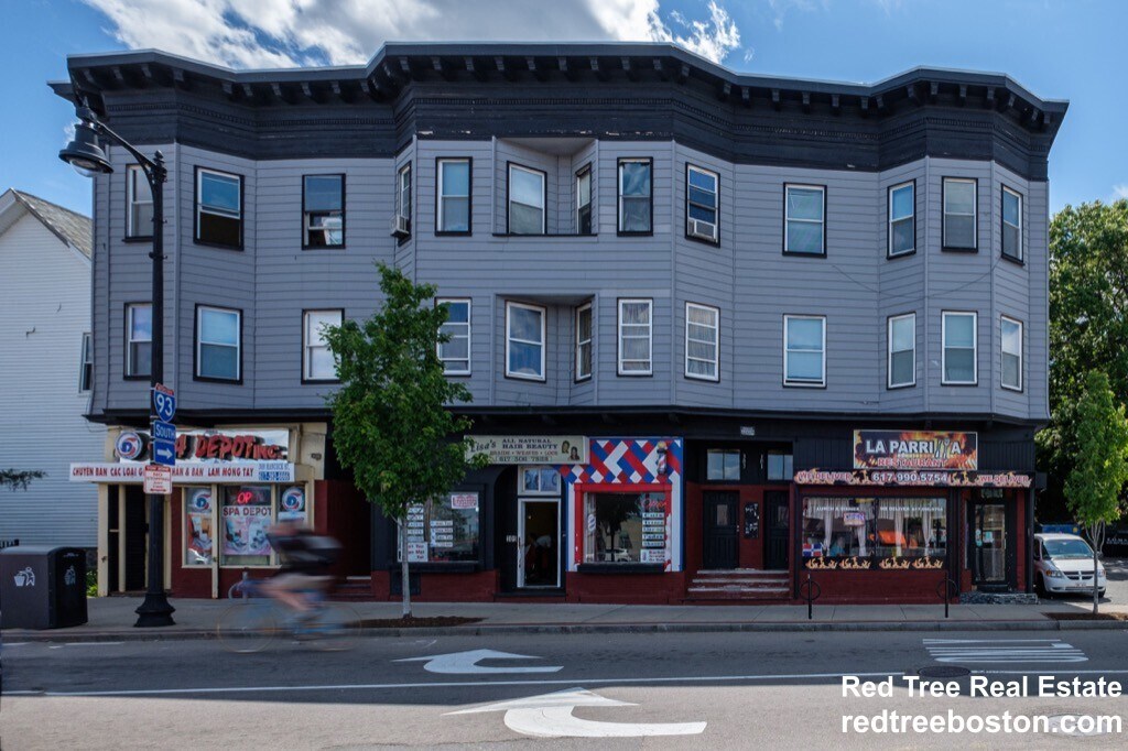 Building Photo - 301 Hancock St