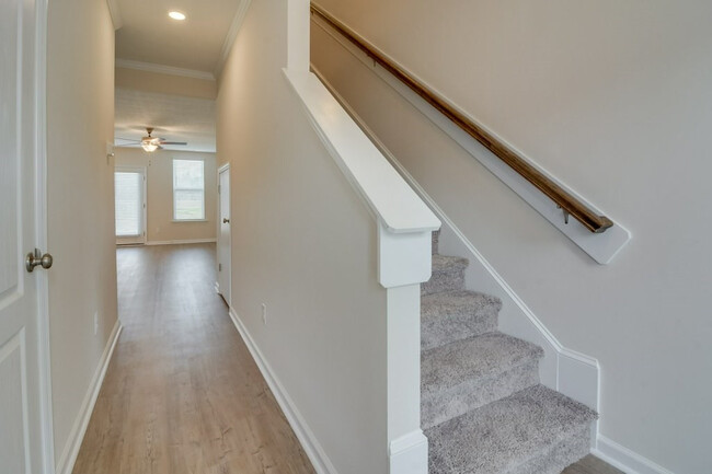 Building Photo - 403 Amesbury Dr
