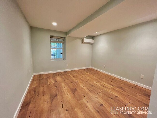 Building Photo - 4613 15th St NW