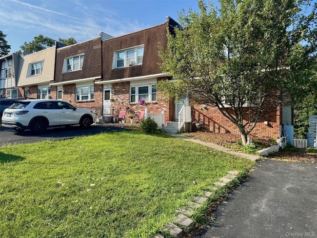 Building Photo - 56 Chaucer Ct