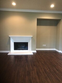 Building Photo - Coming Soon! Stunning 3 level 3/2.5 home l...
