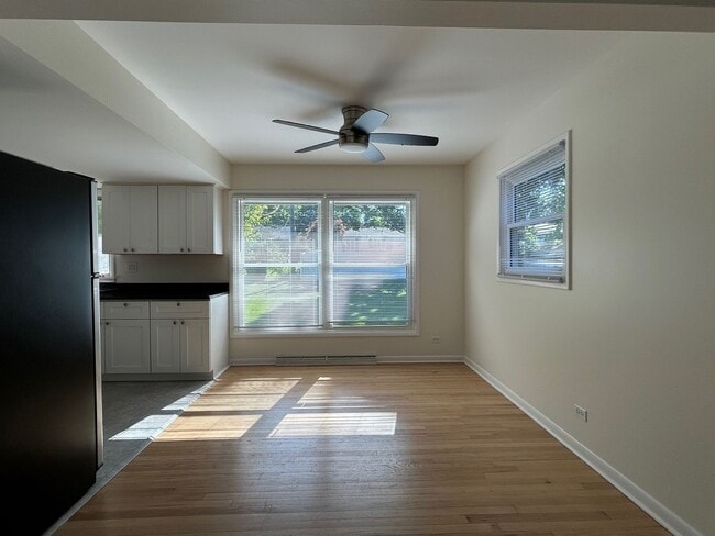 Building Photo - Immediate Occupancy