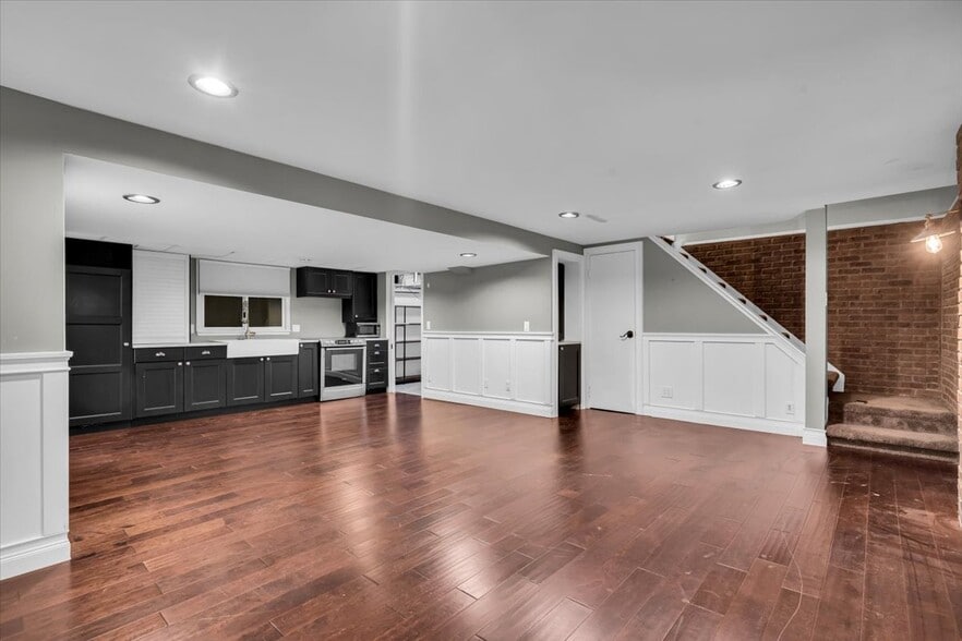 Building Photo - 4158 Cherrywood Dr