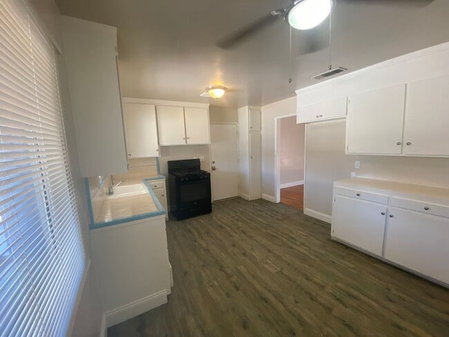 Building Photo - Coming Soon!! Apply Now!!