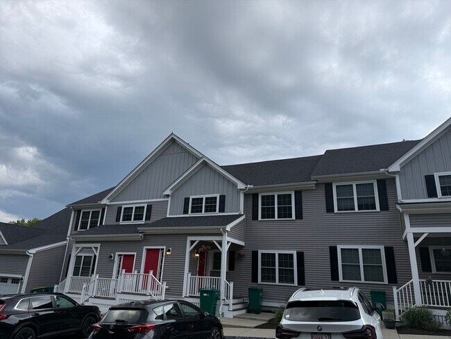 Building Photo - 165 Cambridge Rd