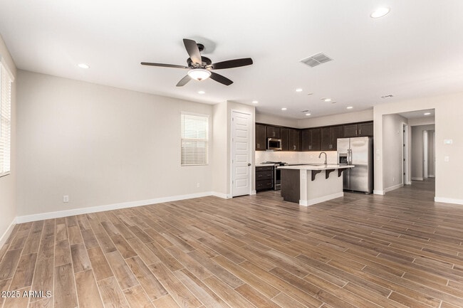 Building Photo - 17625 W Colter St