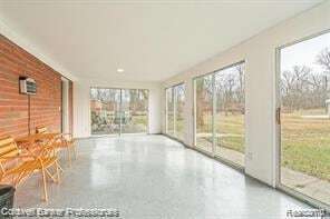 Building Photo - 7851 Haggerty Rd