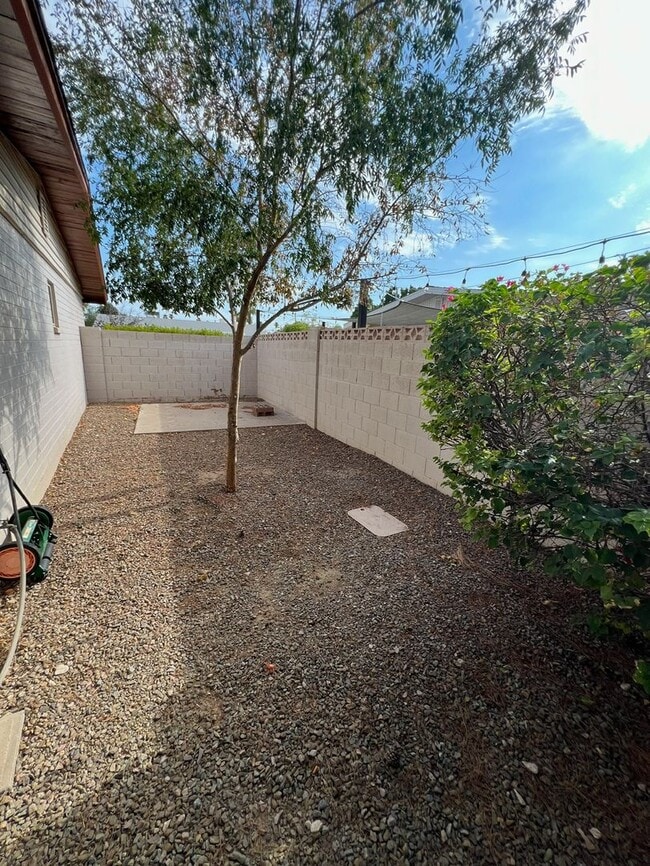 Building Photo - 3 bedroom home in Tempe