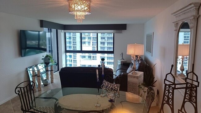 Building Photo - 2800 N Hwy A1A