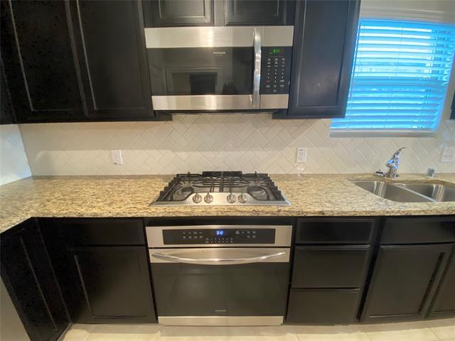 Building Photo - 1205 Parker Dr