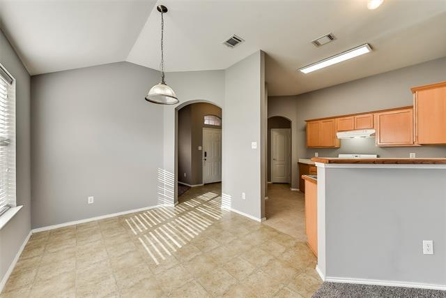 Building Photo - 8100 Tierra Del Sol Rd
