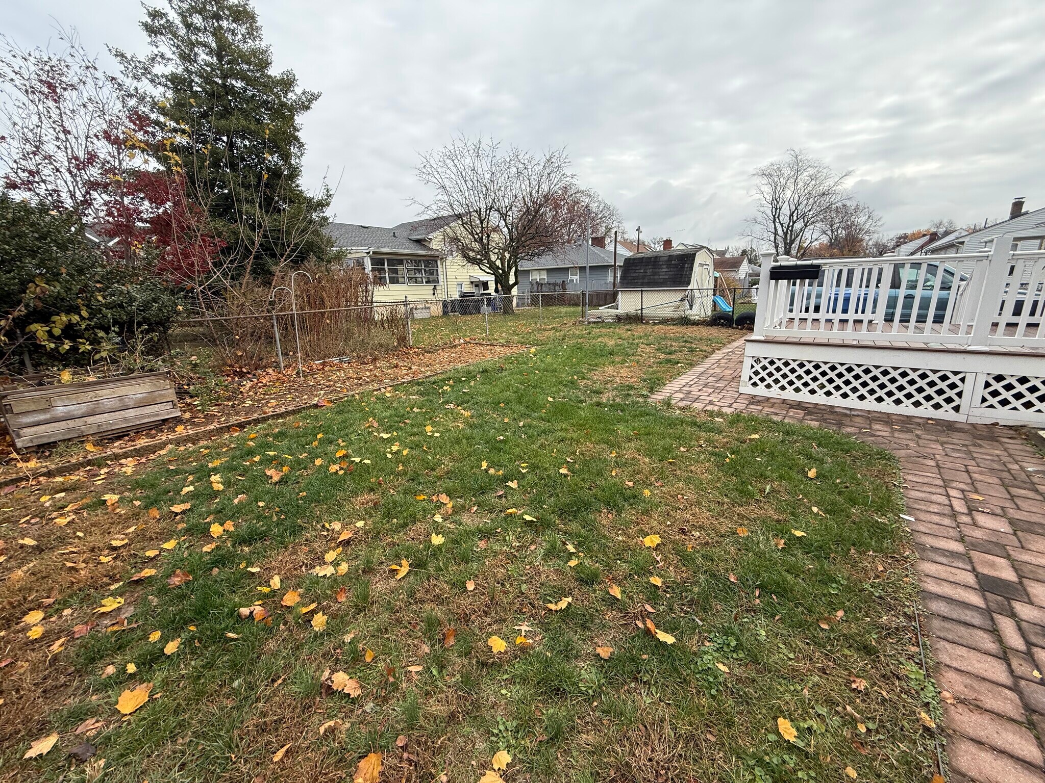 Building Photo - 607 1st Ave