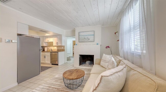 Building Photo - 3604 Casey Key Rd