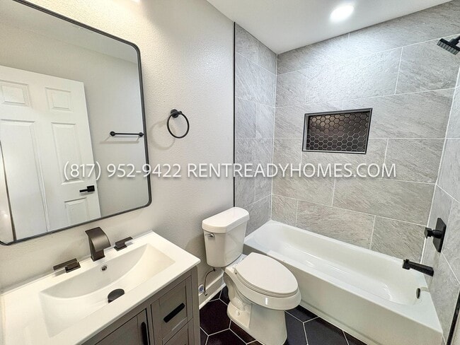 Building Photo - 6334 Feldspar St