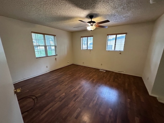 Building Photo - 113 Clover Dr