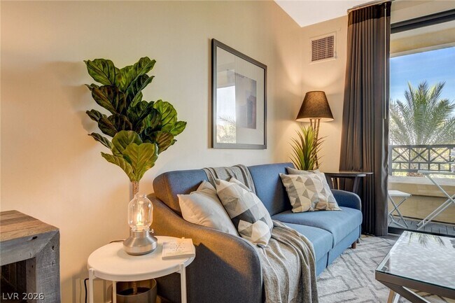 Building Photo - 29 Montelago Blvd