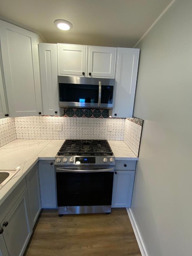 Building Photo - 3500 Portola Dr