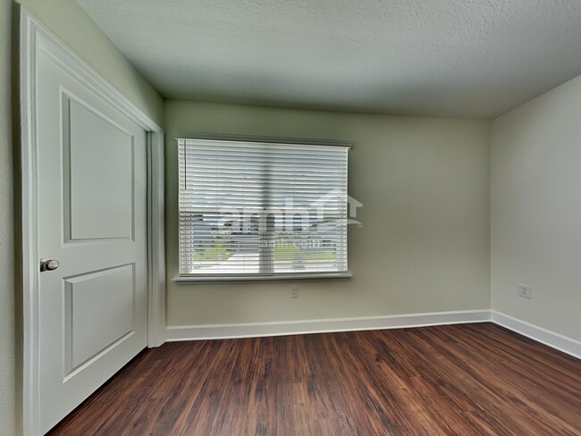 Building Photo - 3131 Bridge Haven Dr