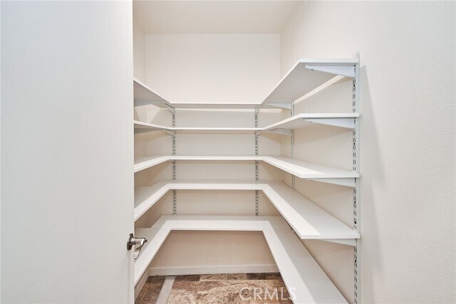 Building Photo - 865 Featherwood Dr