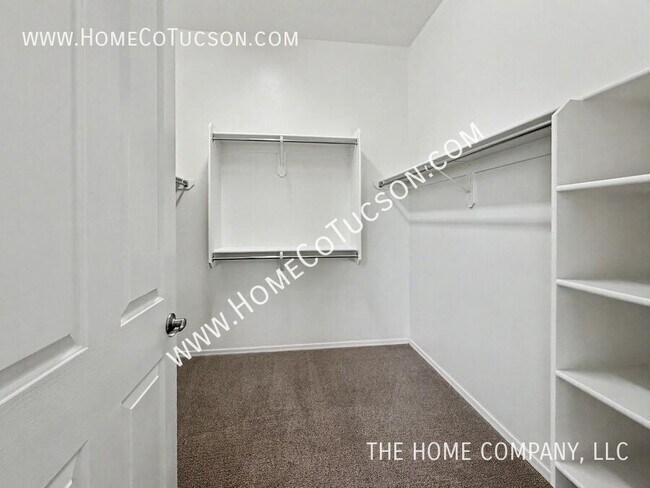 Building Photo - 38628 S Running Roses Ln