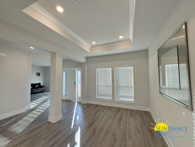 Building Photo - Stunning 4 Bedroom Home in Hillwood Estates, Crestview!