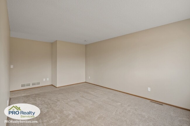 Building Photo - 3 Bedroom House In St. Francis