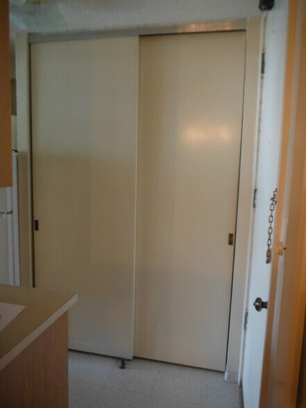 Building Photo - 445 Seaside Ave