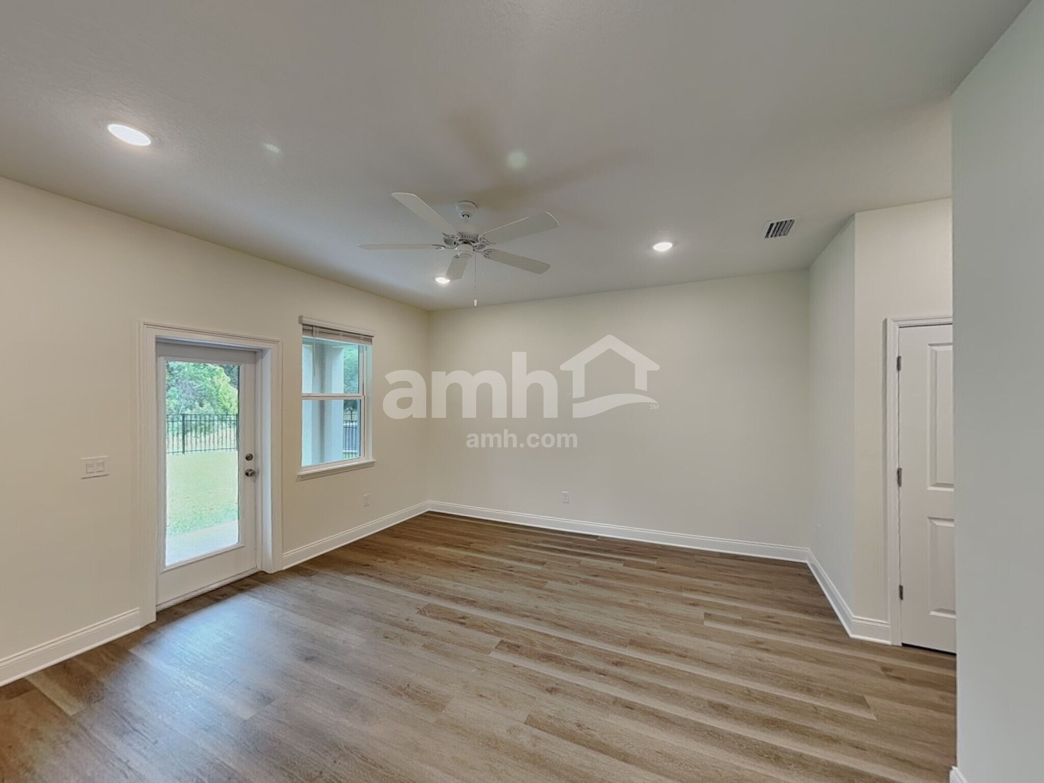 Building Photo - 5757 Oesterle Rd