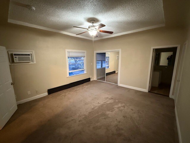 Building Photo - 17 W Poplar St