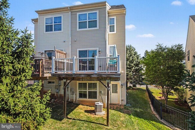 Building Photo - 3041 Chinkapin Oak Ln
