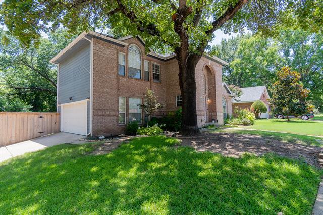 Building Photo - 2416 Hedgeapple Dr