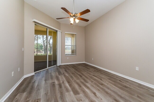 Building Photo - 3347 Bayshore Ct