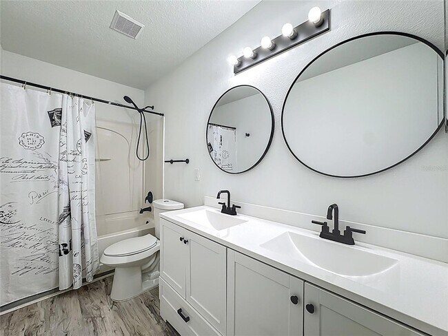 Building Photo - 13841 Chihuly Ct