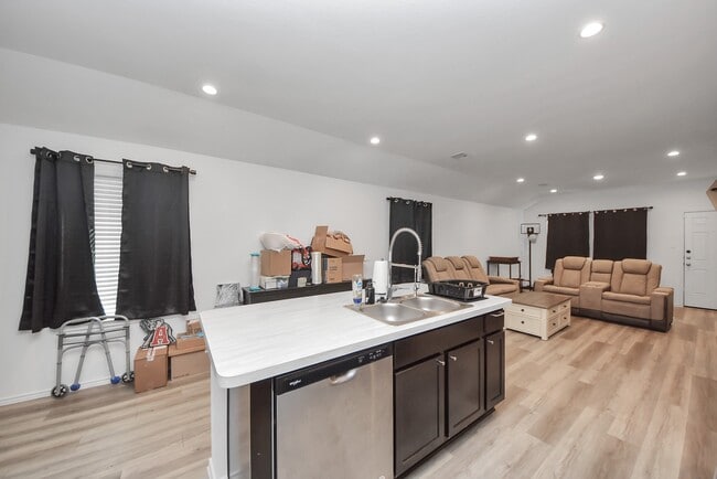 Building Photo - 12214 Ridge River Ln