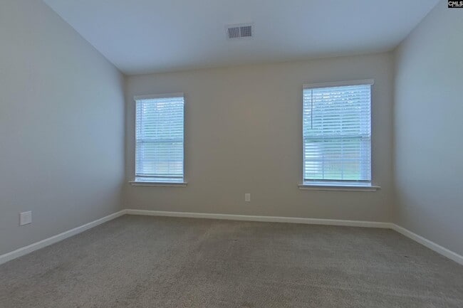 Building Photo - 122 Denali Cir