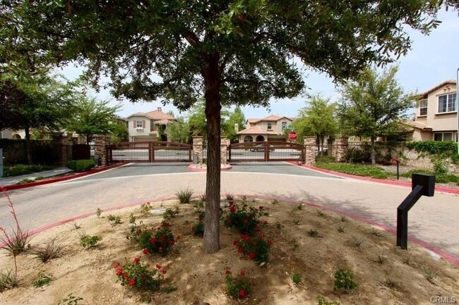 Building Photo - 31144 Strawberry Tree Ln