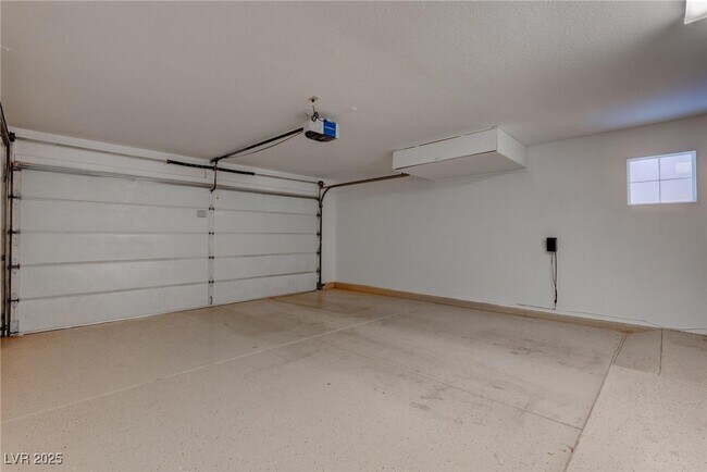 Building Photo - 3040 Hidden Treasure Dr
