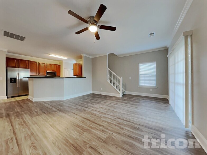 Building Photo - 302 Merchants Dr