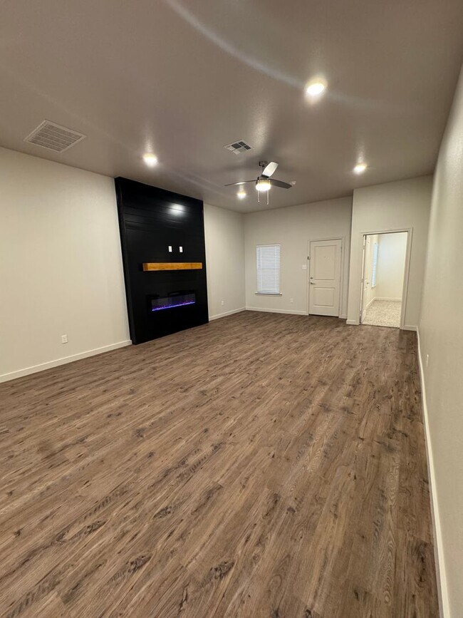 Building Photo - 7024 40th St