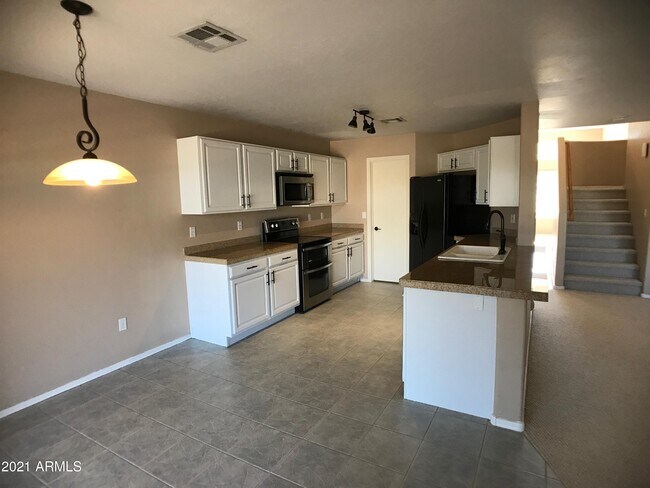 Building Photo - 1346 S Palomino Creek Dr