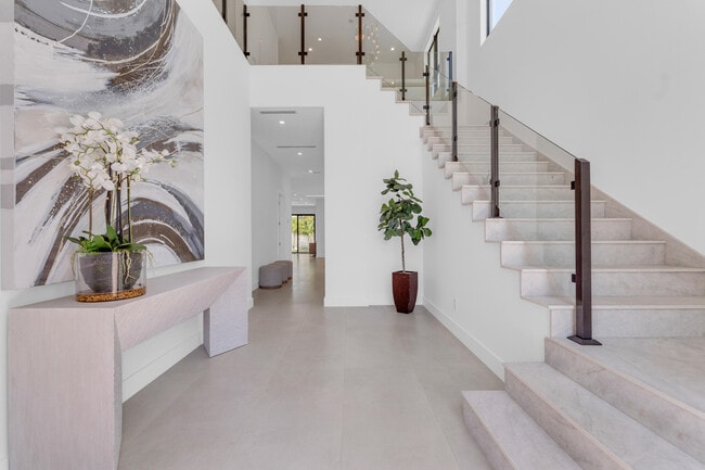 Building Photo - 239 NE 11th St