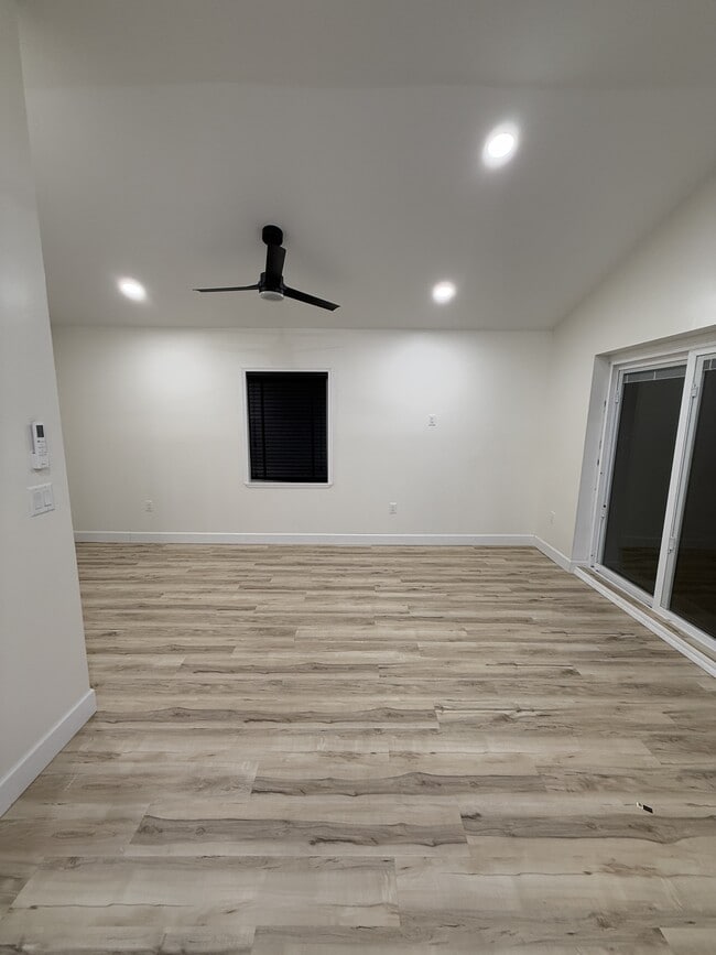 Building Photo - 7215 S Kissimmee St